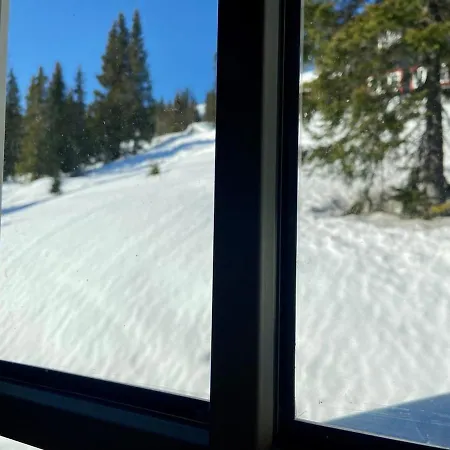 Wonderful Ski-in, Ski-out At Kvitfjell * Strande