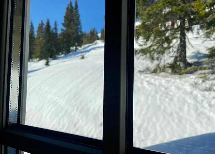 Wonderful Ski-in, Ski-out At Kvitfjell * Strande